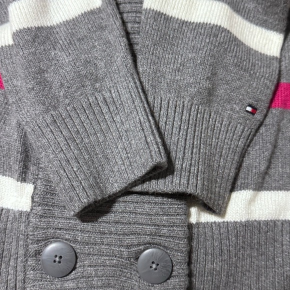 ✨ Cozy Tommy Hilfiger Women’s Sweater - Never Worn ✨ - Picture 8 of 15